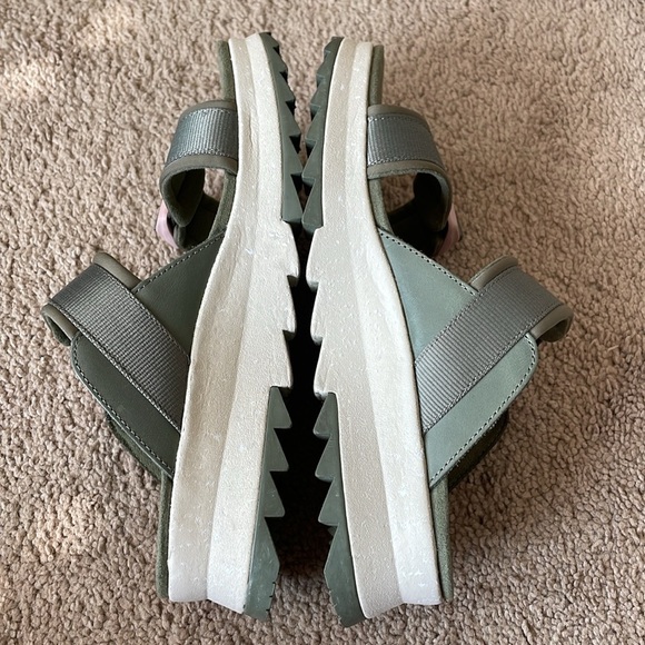 Merrell Alpine Cush Slide Wedge Sandal Women’s 7 Lichen Green EUC Outdoor Casual - Picture 6 of 13